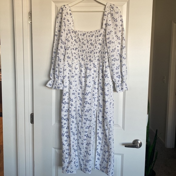 House of Harlow Midi Dress Blue White Floral
Smocked Puffed Sleeves - large - Picture 3 of 11